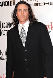 The epic adventures,' dies in plane crash at 58. 3me Yo9rh6bxym