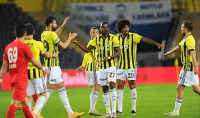 Er ya da geç sayılacak bu kupalar. Fenerbahce Kupa Da Cok Rahat