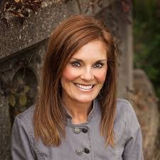 Allison Jolly's Instagram, Twitter & Facebook