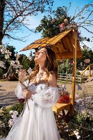 Maybe you would like to learn more about one of these? Spring Muse H Basw Laskarakh Fernei Thn Anoi3h Sto Cover Toy Neoy Teyxoys Toy Yes I Do Yes I Do