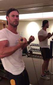 Chris hemsworth is set to play the lead in a netflix biopic of professional wrestling legend hulk hogan. Chris Hemsworth Ist Der Satz Zu Unterziehen Seine Grosste Korperliche Veranderung Fur Die Kommende Hulk Hogan Biopic Aktuelle Boulevard Nachrichten Und Fotogalerien Zu Stars Sternchen