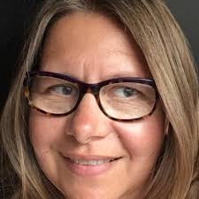 Selina Mills (@Millsatwork)