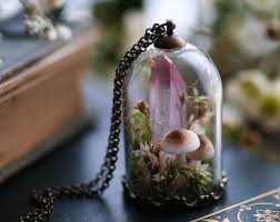 Aura Quartz Crystal Terrarium Necklace Mini Mushroom Terrarium Pink Gemstone Natures Jewelry Dried Flower P Diy Crystals Terrarium Necklace Pressed Flowers