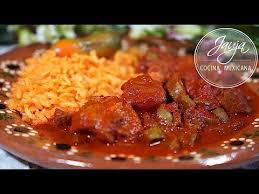 Bistec En Salsa Roja De Guajillo Carnita En Chile Guajillo Para Comidas Del Diario Youtube En 2020 Comida Guajillo Carne Molida En Salsa