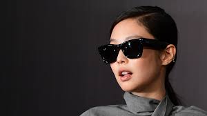 Lee Jung-hoo of the San Francisco Giants contributed to the team's offense  with a long shot and a sc..