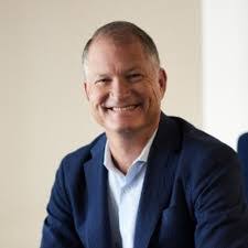 Steve Deanda's Instagram, Twitter & Facebook