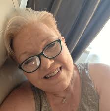 Is the round bulbous thing near the spider her babies?