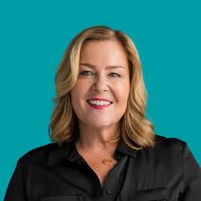 Tammy Bond's Instagram, Twitter & Facebook