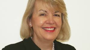 Lynette Eastman's Instagram, Twitter & Facebook