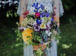 Bunches include cotton, dried wheat, bunny tails, palms, banksia's & more. Blooming Green Flowers Eco Friendly Wedding Flowers