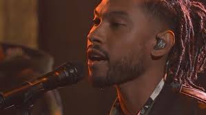 The Killers deliver stylish performance of "The Man"