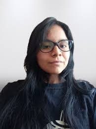 Julia Arango's Instagram, Twitter & Facebook