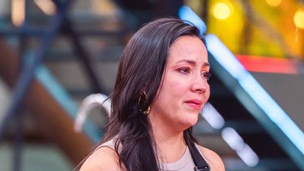 Luisa Vergara se quebró en llanto tras ser la nueva eliminada de  #masterchefcelebrity #masterchefcelebritycolombia a causa de un notorio  error en su platillo. 😱