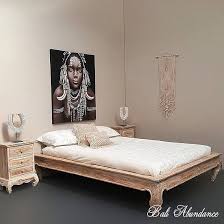 Letto etnico, cuscini e lenzuola. Giallo Sun Arredamento Etnico Mobili Etnici Camera Da Letto Opium In Teak Massello Decapato Progettiamo E Realizziamo Su Misura E Colore Giallosun Etnic Design Www Giallosun Com Facebook