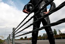 images?q=tbn:ANd9GcTN0nnAChwvf4u9TCAWPmmBXivHEspioOB1SdQ1rcFiUZPv4ahZ