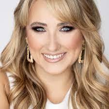 Tina Wolverton's Instagram, Twitter & Facebook