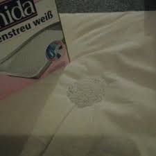 Sie wird jeden tag mehrere stunden lang benutzt und so ist es auch kein wunder, dass dort immer einmal wieder die verschiedensten flecken entstehen. Matratze Von Erbrochenem Reinigen Frag Mutti