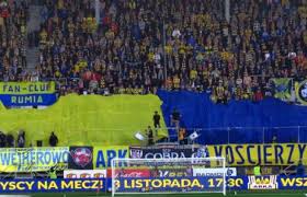 Maybe you would like to learn more about one of these? 17 Kolejka Ekstraklasy Zapowiedz Arka Gdynia Pogon Szczecin Kibice Net