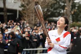 捨てられ聖女の異世界ごはん旅 隠れスキルでキャンピングカーを召喚しました（小神奈々(漫画) / 米織（カドカワbooks）(原作) / 仁藤あかね(キャラクター原案)）が無料で読める!趣味のソロ釣りキャンプから帰る途中、突然美少. 75bzo7oa0xdxom