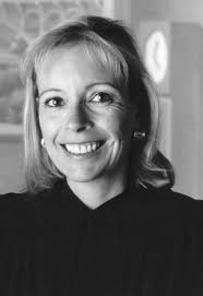 Kim Wardlaw's Instagram, Twitter & Facebook