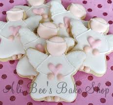 Cute Way To Decorate Angel Cookies Holiday Cookies Christmas Christmas Cookies Baptism Cookies