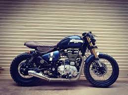 The 2 Sides Of The Hooligan Captured For The First Time In A Single Frame Outside The Re Headquarters Gurgaon Custom Motorcycles Motorcycle Bike