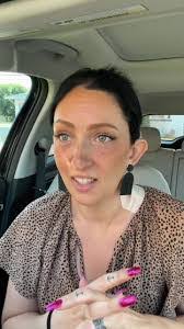 Christina Willard's Instagram, Twitter & Facebook