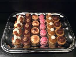Petits Fours Frais Saint Honore Paris Brest Tarte Au Citron Meringuee Tartelettes Aux Framb Tartelettes Au Chocolat Petits Choux Tarte Au Citron Meringuee
