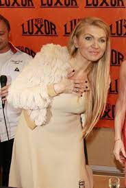 Martina forman decided to stay at the connecticut ranch, including with her two sons. Martina Formanova Famousfix Com Post