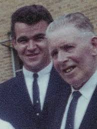 What are the naming customs for tracking ancestors?