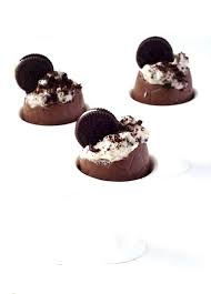 Decorate with kids for a fun holiday project, or make them a sweet surprise for easter brunch. Oreo Cookies And Cream Filled Easter Eggs Sweetest Menu