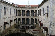 The show is still running today, and is the only way to get a look at fort boyard. Fort Boyard Game Show Wikipedia