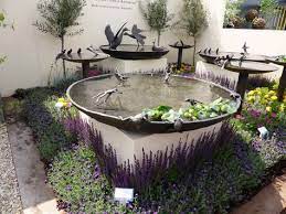Stunning Birdbaths By Willie Wildlife Sculptures At Rhs Chelsea Flower Show 2013 Outdoor Garden Rooms Bird Bath Garden Garden Images