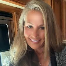 Danielle Casados's Instagram, Twitter & Facebook