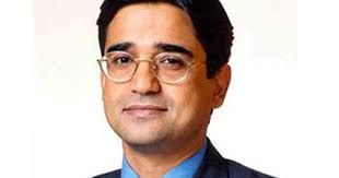 Ian Carroll exits, Anshuman Misra steps up in Turner reshuffle