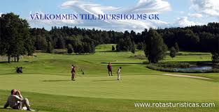 Med blant annet 179 hus og 43 villaer, kan du finne et unikt selvbetjent overnattingssted hvor du kan bo med venner. Djursholms Golfklubb Golf Courses In Djursholm Stockholm County Travel Clube