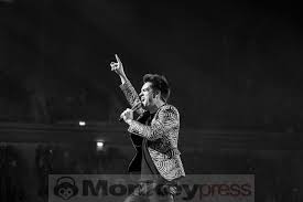 — melodyvr (@melodyvirtual) september 2, 2019. Panic At The Disco Dusseldorf Iss Dome 01 04 2019 Monkeypress De