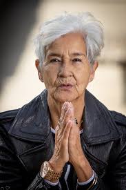 Looking for senior portrait photographer recommendations