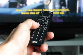 Il nuovo digitale terrestre è alle porte e molti degli apparecchi più datati non saranno più. Unieuro Tv Ultima Generazione A Meta Prezzo I Dettagli Dell Offerta