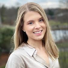 Lily Lancaster's Instagram, Twitter & Facebook