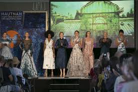 Im modehaus sorgt licht für eine angenehme atmosphäre. Biotopia18 18 Meisterschule Fur Mode Designschule Munchen Meisterschule Fur Mode Designschule Munchen