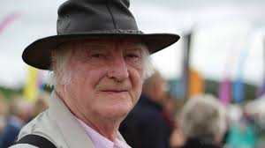 Teyrngedau i'r bardd Gwyn Thomas