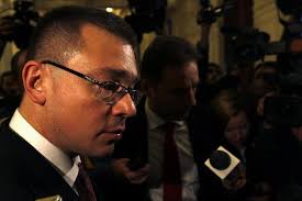 VIDEO Premierul Ungureanu: Este inadmisibil ca militarii sa deszapezeasca  si cetatenii sa stea la caldura. Nu putem plati lenea la nesfarsit