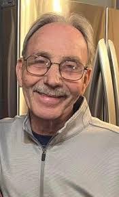 Robin Zakrzewski's Instagram, Twitter & Facebook