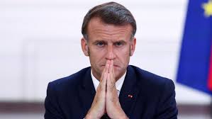 Emmanuel Macron s-a întâlnit cu aproape 200 de experți pentru a găsi  soluții la pericolele provocate de rețelele sociale | Digi24