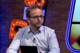 Század intézet kutatója és filozófus. Vilagugar Archivum Pestitv