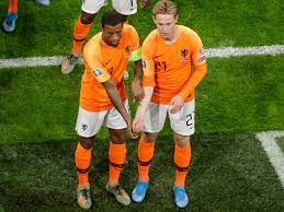 In de haaglanden voetbal podcast zullen wekelijks verschillende analisten met ton beije actuele voetbalonderwerpen van commentaar voorzien in een programma. Andere Tijden Sport Van Mijnals Tot Memphis Hoe Oranje Kleur Kreeg Nos