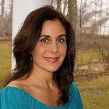 Debbie Solomon's Instagram, Twitter & Facebook