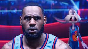 Ám ezúttal nem a focistáknak fogunk szurkolni, hanem lebron jamesnek, tapsi hapsinak, lola nyuszinak és persze a többi régi ismerősnek! Befutottak A Space Jam Uj Kezdet Kulfoldi Kritikai Szegeny Lebron James Ugy Tunik Ezt A Meccset Nem Nyeri Meg