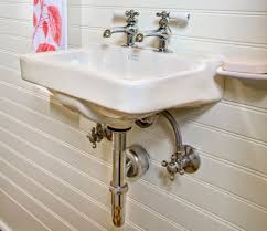 retro bathroom sink and faucet hammer